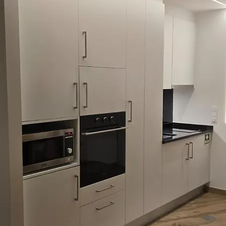 Iconik - Amália Apartment *